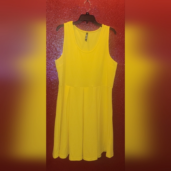 dress YELLOW 1xl(16)White Mark fit and flare, empire waist dress - Picture 4 of 4